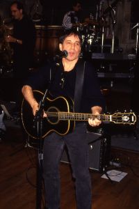 Paul Simon 1990 NY.jpg